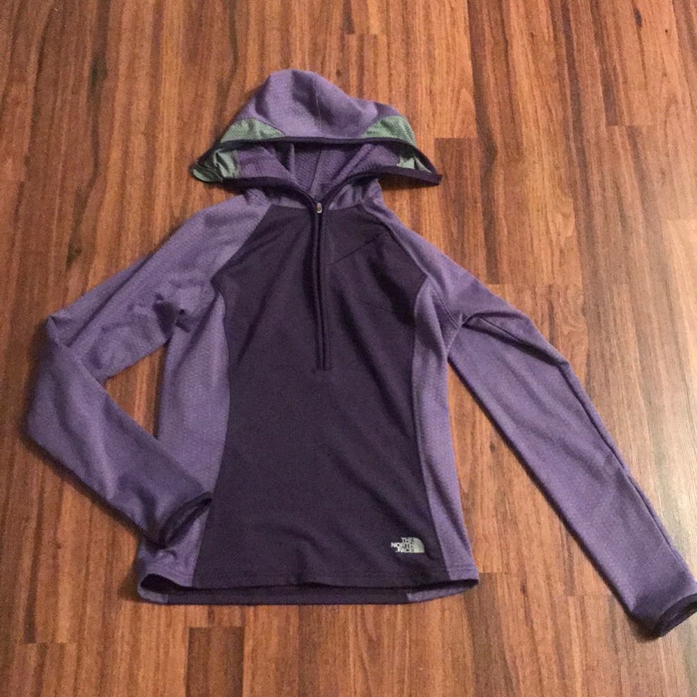 North Face flight series 3/4 zip pullover
